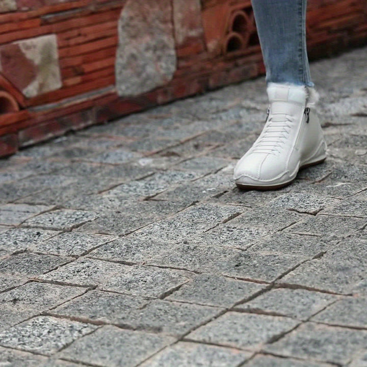 NAIDA WINTER | OCIEPLANE BOTKI